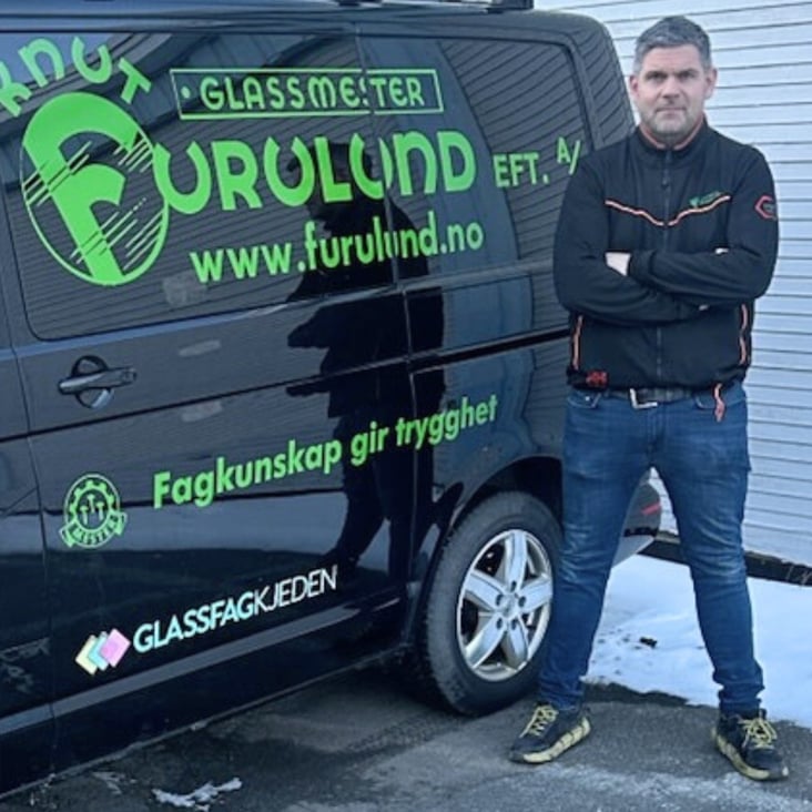 Jon Inge _ Glassmester Furulund