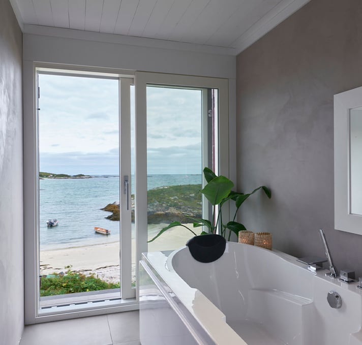 Pilkington-Mirropane-Chrome-Spy_Sommaroy
