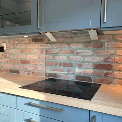 Glass-over-kjokkenbenk---Pedersens-Glass