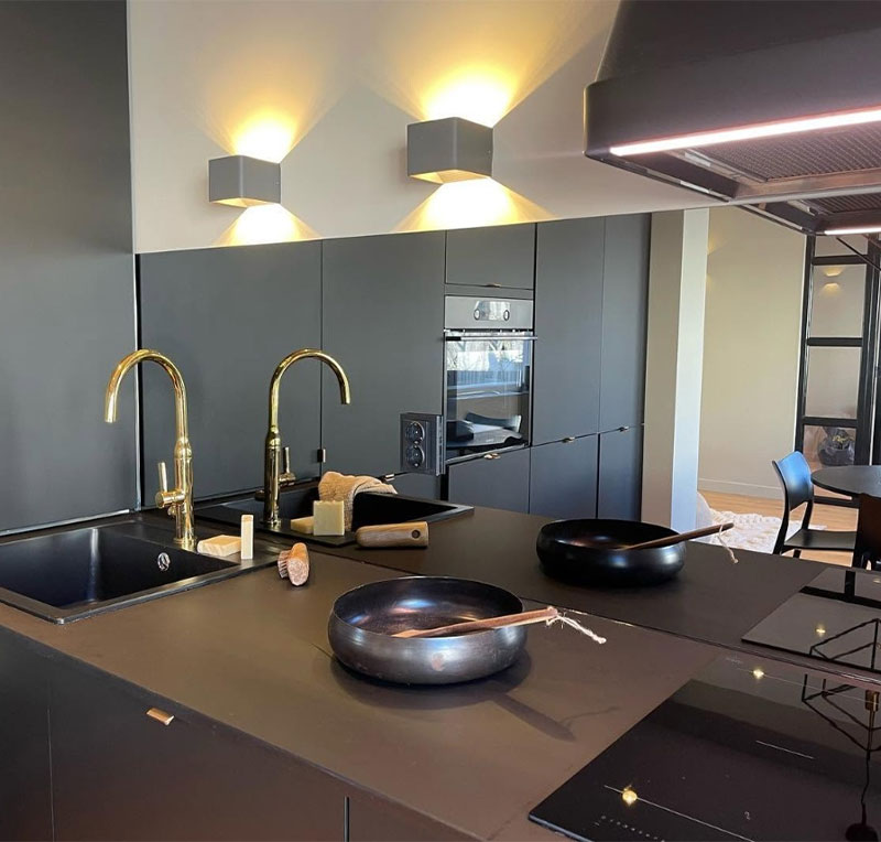 Pilkington-Mirropane-Chrome-Plus-Grey2