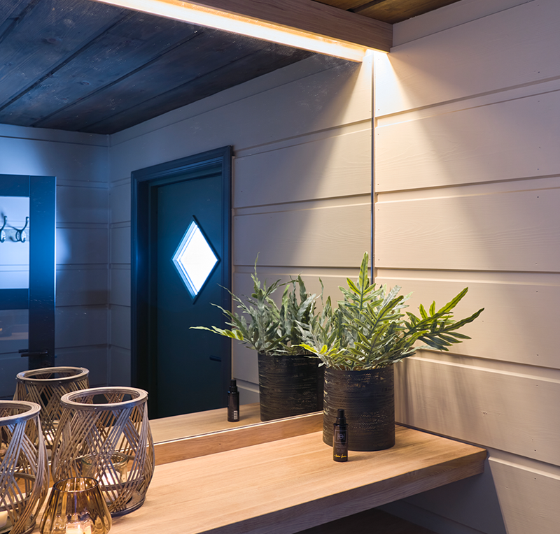 Pilkington Mirropane Chrome Plus